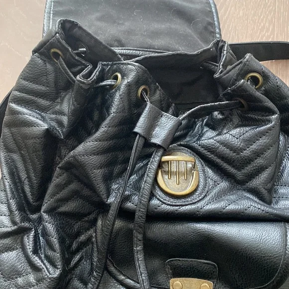 PRIMARK Back Pack - Picture 5 of 6